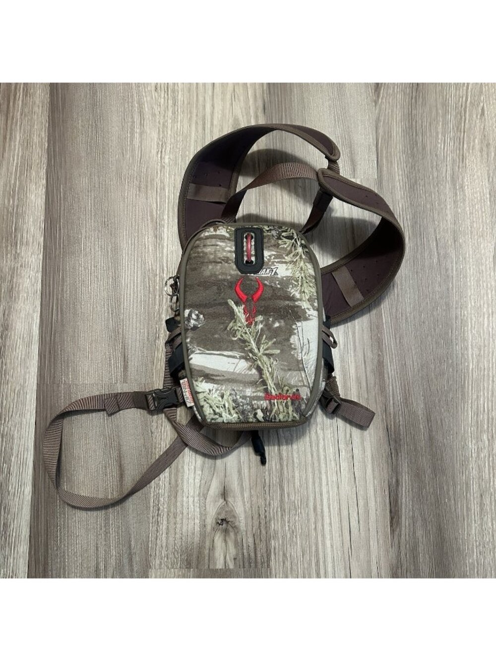 Badlands Camouflage Binocular Case Bag with Harness and Padded Straps